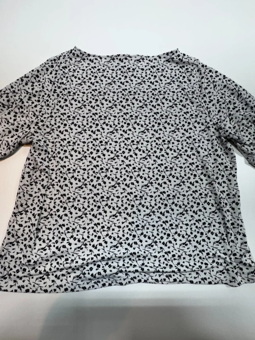 H&M White & Black Ditsy Floral Puff Sleeve Blouse Top – XL - Picture 12 of 12